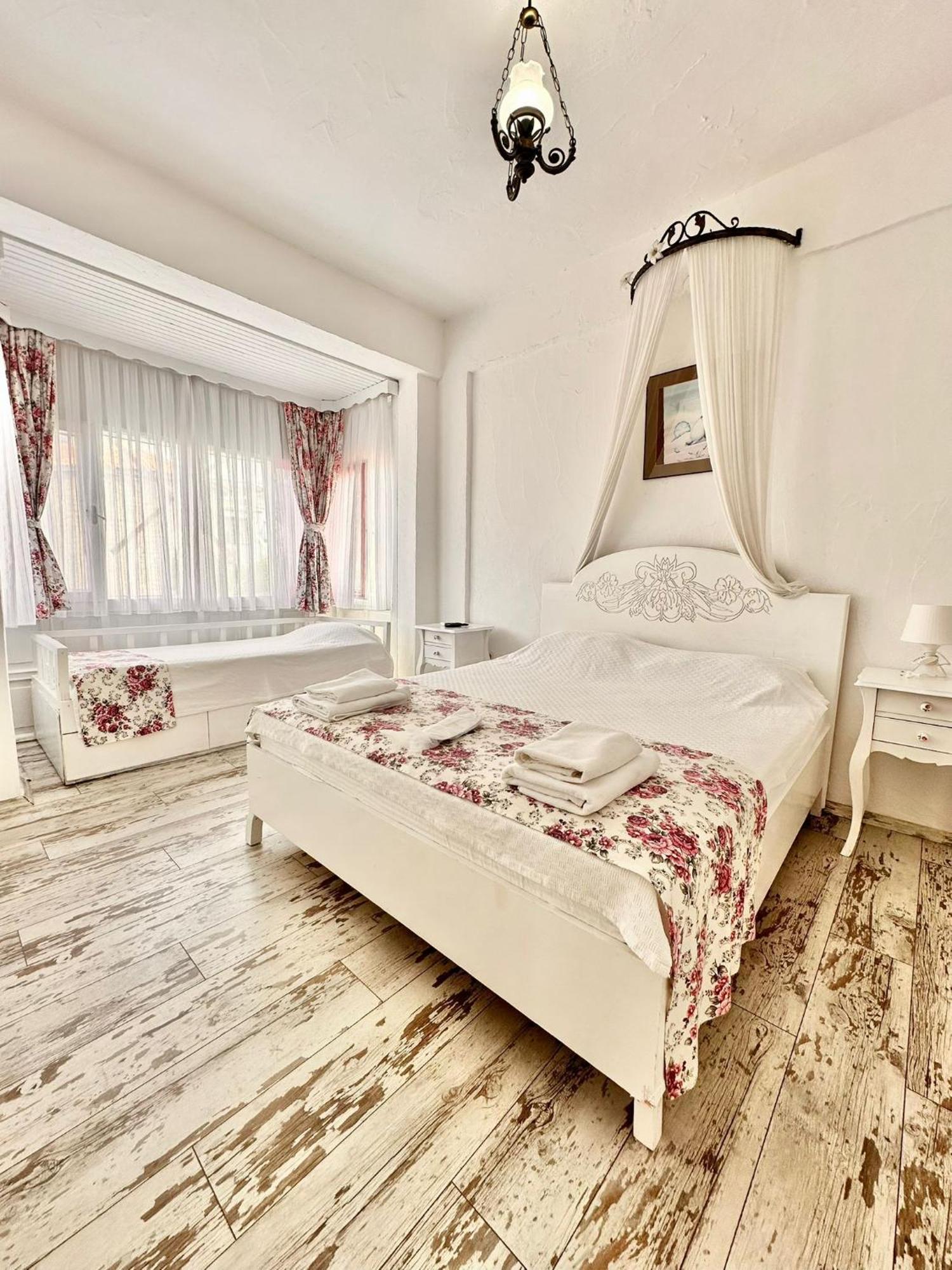 Aisem By Hire Hotel Alacati Exterior foto