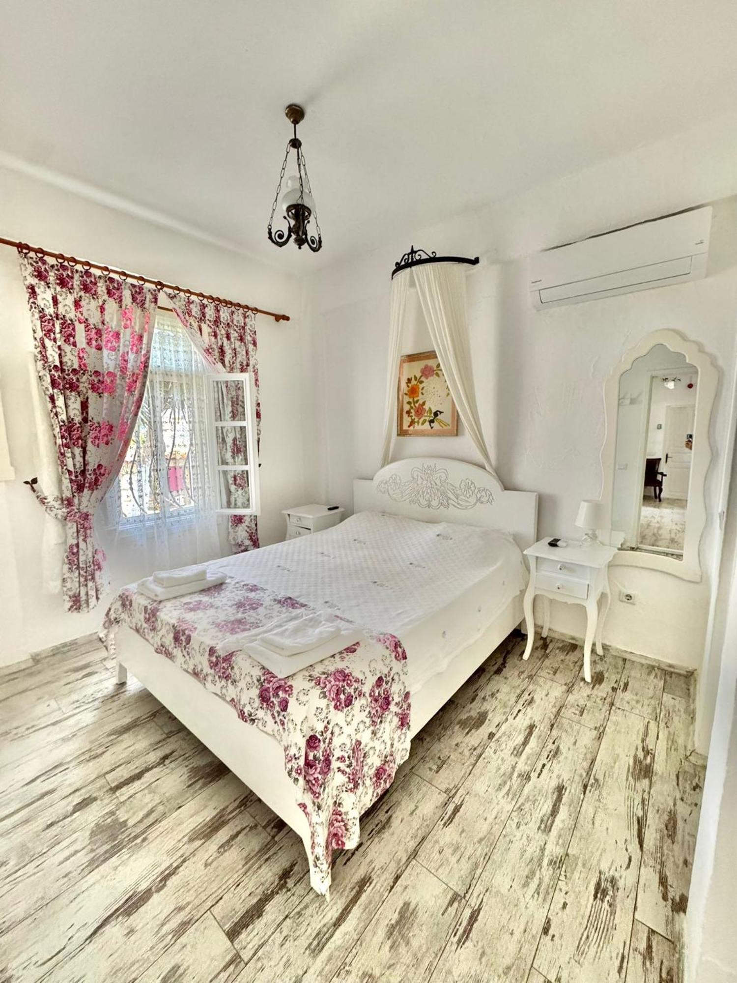 Aisem By Hire Hotel Alacati Exterior foto